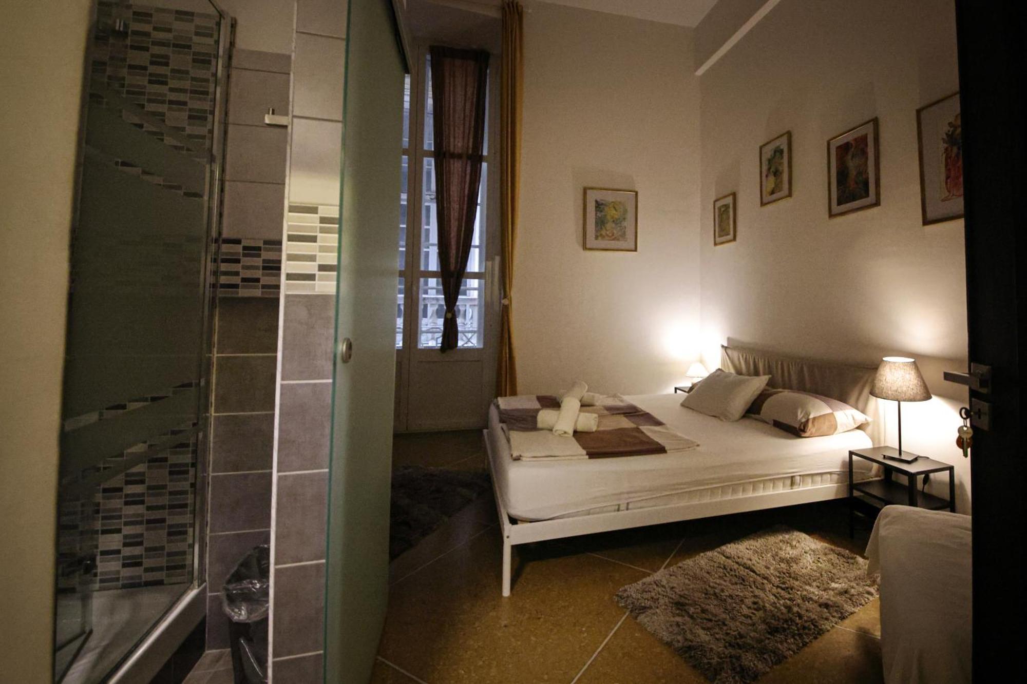 Nik Rooms Генуя Экстерьер фото