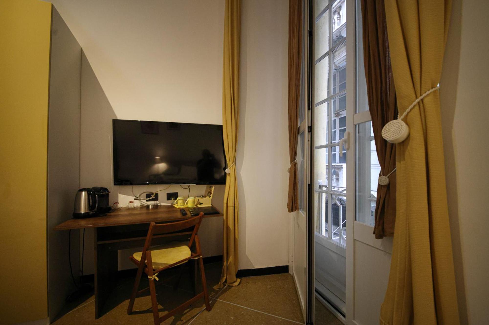 Nik Rooms Генуя Экстерьер фото