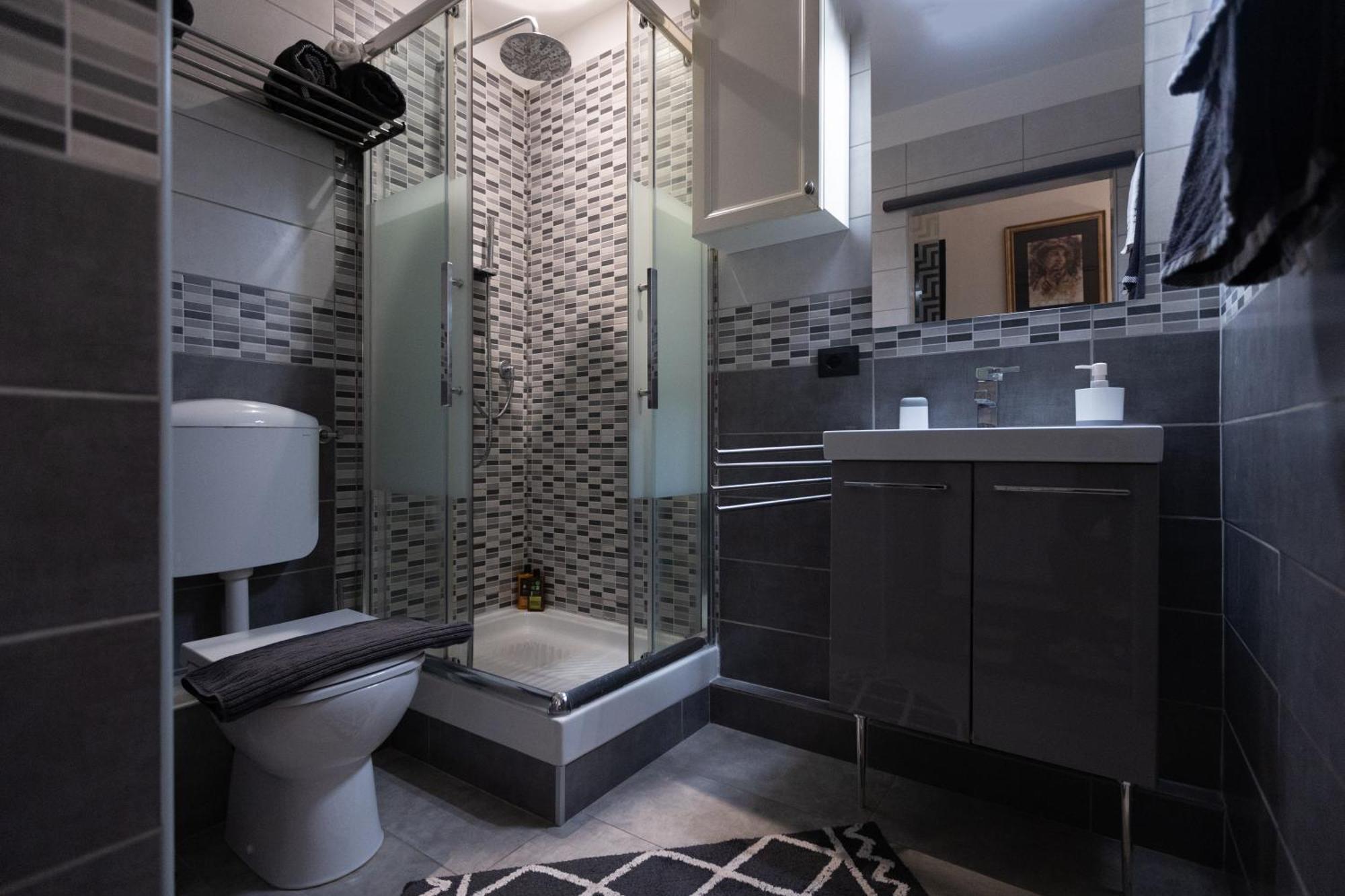 Nik Rooms Генуя Экстерьер фото