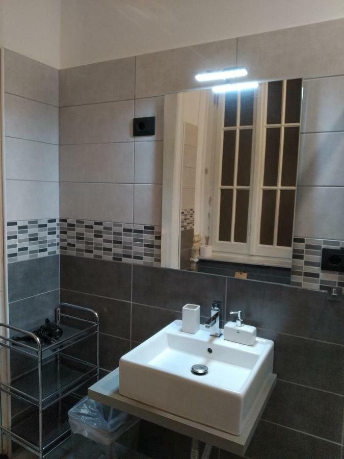 Nik Rooms Генуя Экстерьер фото